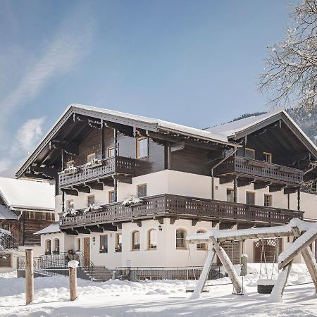Kinderbauernhof Scharrerhof Hollersbach im Pinzgau Eksteriør billede