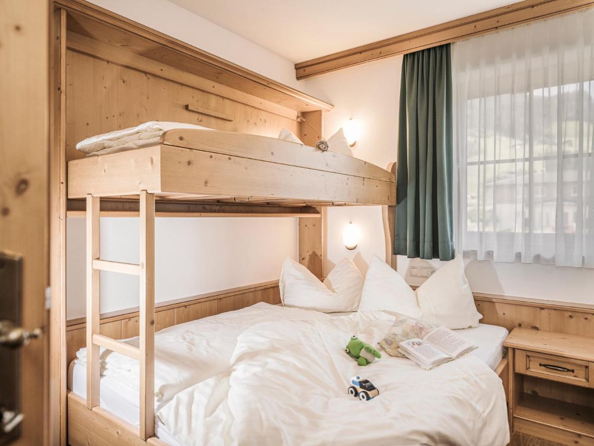 Kinderbauernhof Scharrerhof Hollersbach im Pinzgau Eksteriør billede