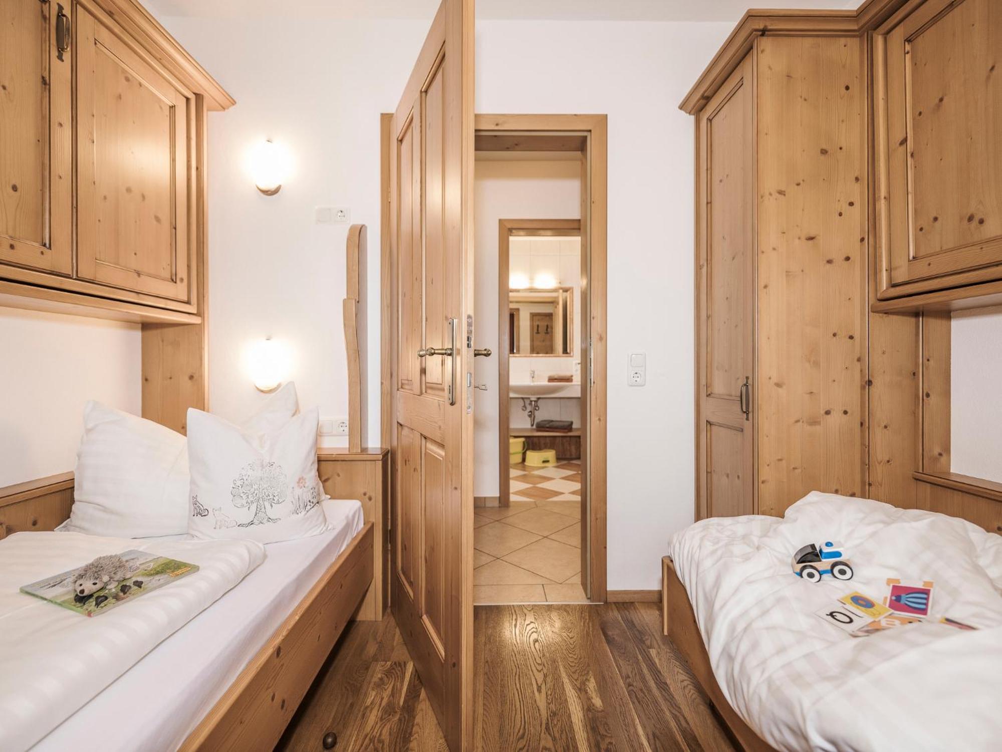 Kinderbauernhof Scharrerhof Hollersbach im Pinzgau Værelse billede